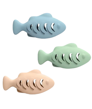Fish Treat Dispenser GREEN